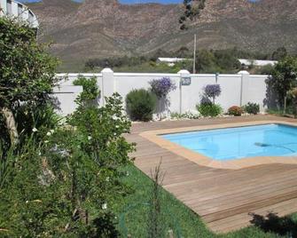 Peace Cottage - Montagu - Piscina