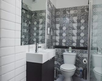 Lagos Uptown Bed & Breakfast - Lagos
