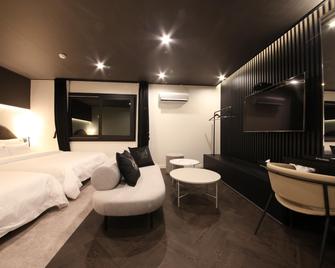 Sacheon (Samcheonpo) Ocean - Sacheon - Habitación