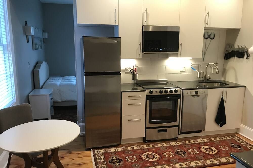 #7 1BR, private garage, quiet living near city - بنفيلد - مطبخ