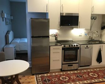 #7 1BR, private garage, quiet living near city - Penfield - Kitchen