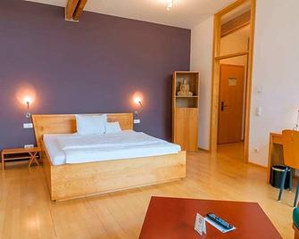 Hotel Kongressissimo - Vilsbiburg - Habitación
