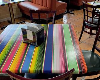 Champions Inn - Del Río - Restaurante