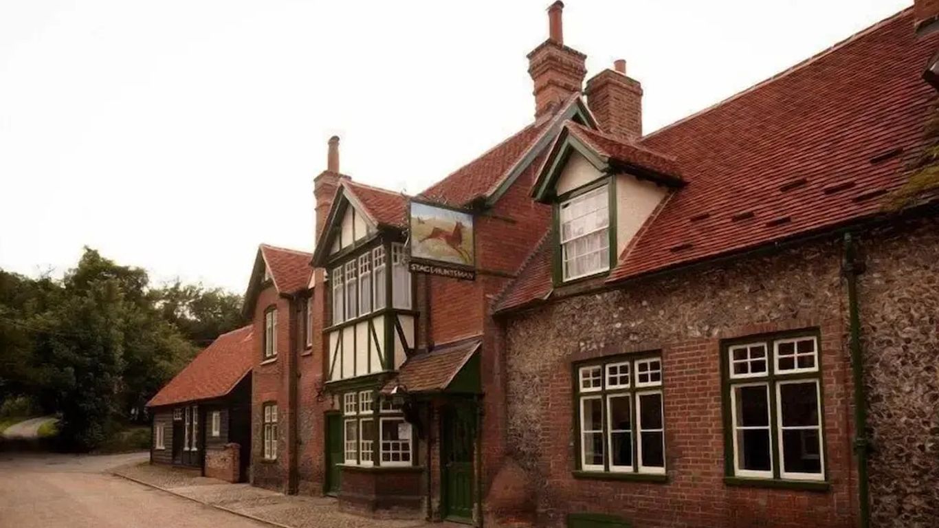 The Stag and Huntsman at Hambleden