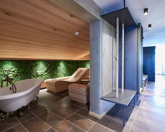 Eder Frida - Tuttiii Kompletti All Inklusiv - מריה אלם אם סטיינרן מיר - סלון