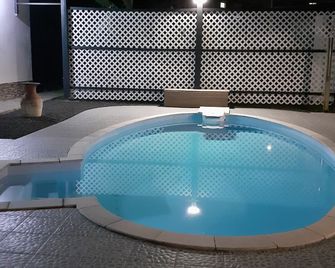 Studio Cosy Akossoua - Les Abymes - Pool