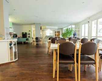 Hotel am Schillerplatz - Pleidelsheim - Ресторан