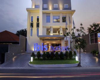 ibis budget Surabaya Diponegoro - Surabaya - Gebäude