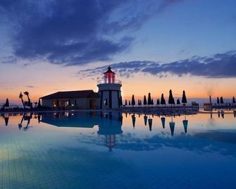 Sealight Resort Hotel - Kusadasi - Pool