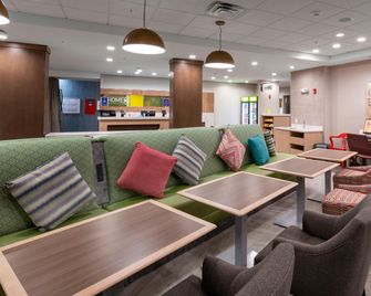 Home2 Suites by Hilton Raynham Taunton - Raynham - Lounge