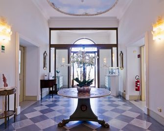 Hotel De Paris Sanremo - Sanremo - Flur