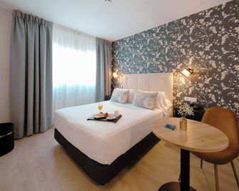 Hotel Cisneros - Alcalá de Henares - Habitación