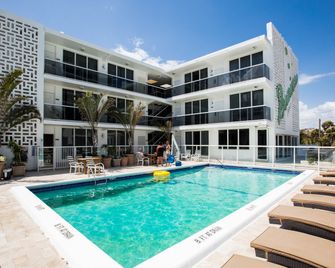 Premiere Hotel - Fort Lauderdale - Pool