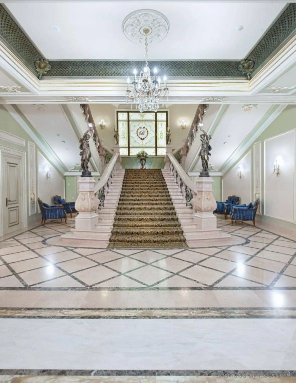 فندق بريستول