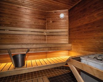 Hotelli Jokipuisto - Kotka - Spa