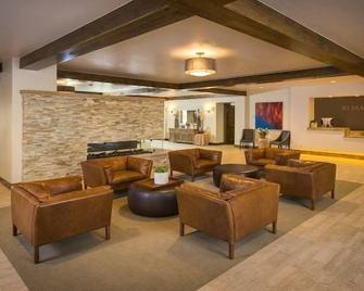 St. James Place - Beaver Creek - Lounge
