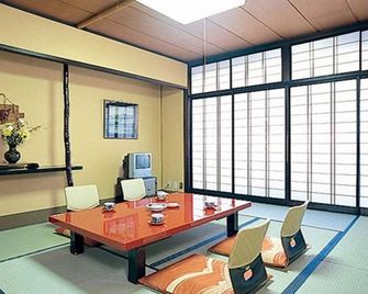 Gero Onsen Tsurutsuru No Yu Minorisou - ג'רו - חדר אוכל
