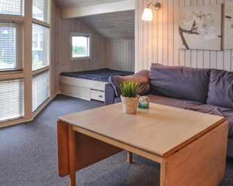 Holiday Home Sommerbyen Nyborg Ii - Nyborg - Living room