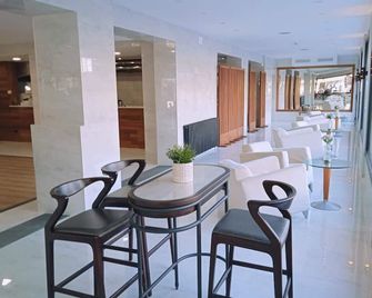 Hotel 153 - Castelldefels - Patio