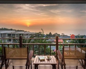 Pp Mountain Beach Resort - Ko Phi Phi - Balcone