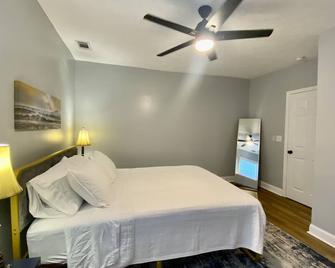 Cozy home! A perfect home to relax! - Aiken - Bedroom