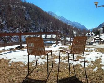 Punta Vittoria - Residence Anderbatt Gressoney - 3 rooms - 70 mq - Gressoney-La-Trinité - Balcone