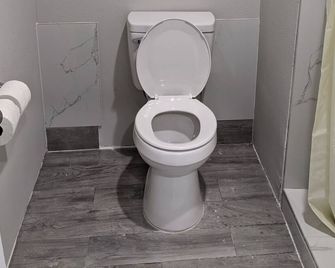 Captain Suites - Mont Belvieu - Badkamer