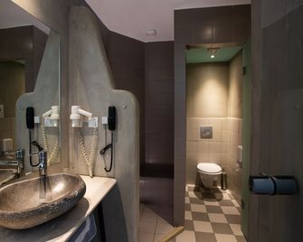 Metropolitan Hotel - Thessaloniki - Bad