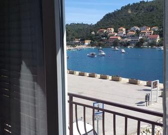 Apartments Nives - Smokvica - Balcón