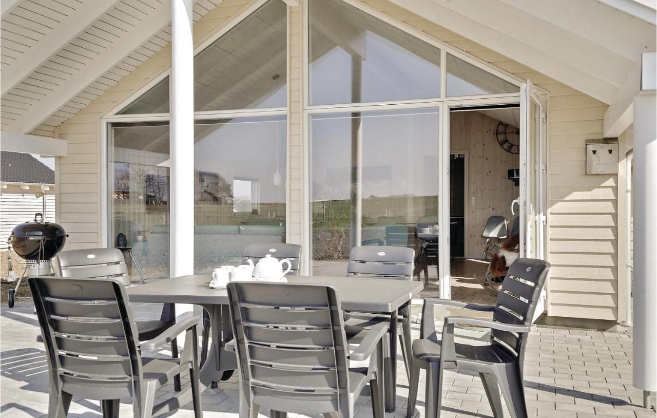 5 Bedroom Awesome Home In Bogense – Bogense
