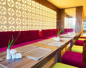 Lombok Raya Hotel - Mataram - Ravintola