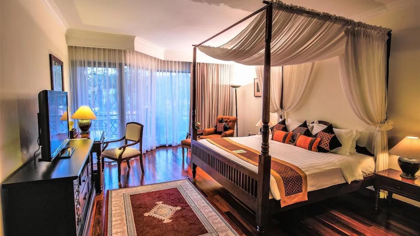Angkor Palace Suite & Villa
