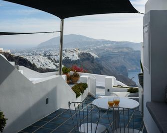 Zenith Blue Traditional Houses - Imerovigli - Ban công