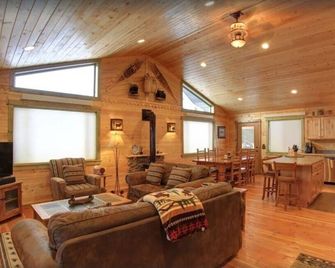 Fox Den Lodge - West Yellowstone - Pokój dzienny