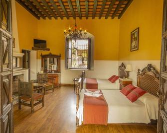 Hotel Posada de Don Rodrigo Antigua - Antigua Guatemala - Sala de estar
