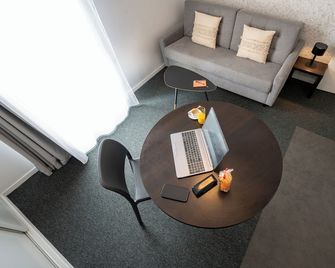 Nemea Appart Hotel Home Suite Nancy Centre - Nancy - Sala de estar