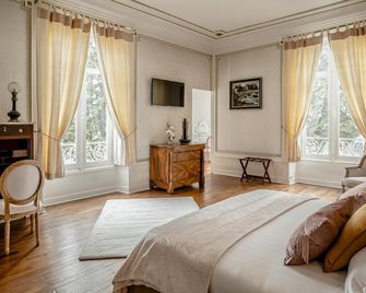 Château des Orchidées en Val de Loire - סאומו - חדר שינה