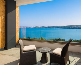 Hotel Ola - Adults Only - Trogir - Balkón