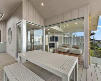 Aloha Beachfront Port Fairy - Port Fairy - Balcony