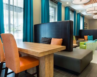 Heritage Inn & Suites San Antonio Airport, Trademark Wyndham - סן אנטוניו - לובי