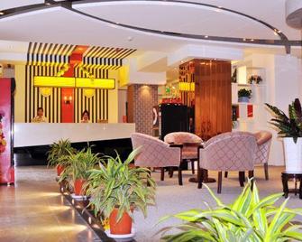 Jiayi Business Express Hotel - Yanbian - Lobby