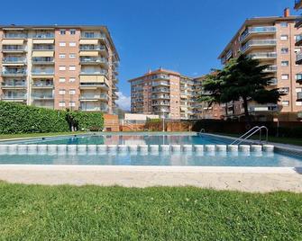 Vivalidays Luis - Malgrat de Mar - Pool