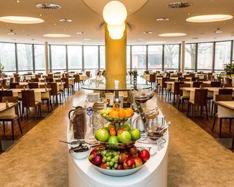 Holiday Inn Budapest - Budaörs By IHG - Budaors - Restaurant
