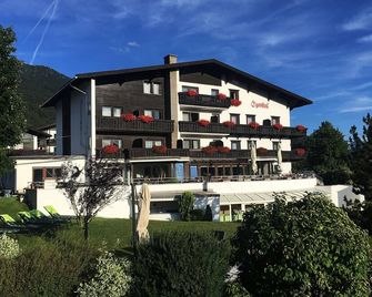 Hotel Egerthof B&B - זיפלד - בניין