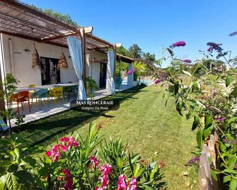Villa - Hérault (Swimming pool, Garden, Boules pitch, Table soccer, Table tennis, Badminton) - Gignac - Patio