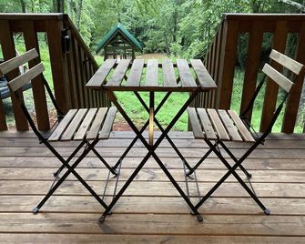 Little River Cabin - Sparta - Patio