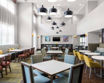 Hampton Inn & Suites Birmingham/280 East-Eagle Point - Birmingham - Restaurant