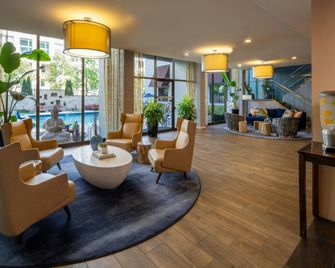Fairfield Inn & Suites by Marriott Charlotte Uptown - Charlotte - Lobby