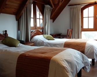 Le Chatelet Hotel - San Martín de los Andes - Bedroom