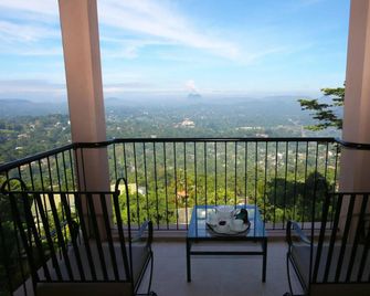 Randholee Resort & Spa - Kandy - Μπαλκόνι